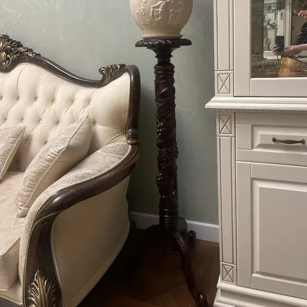 Подставка под цветы  