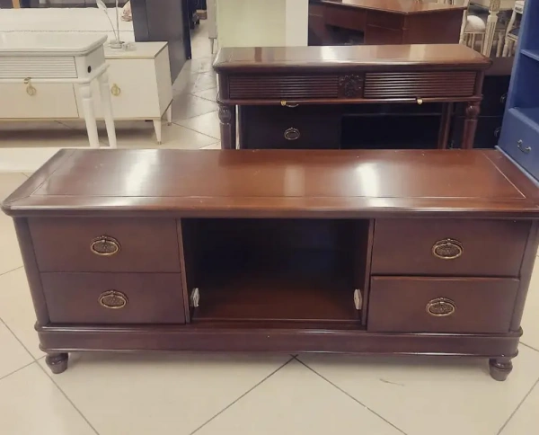 Тумба под ТВ 1800 "Мария Сильва" Орех MS931  купить в интернет магазине Мебель из массива. Звоните +7 495 961-63-63 Тумбы ТВ из массива дерева