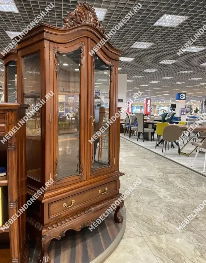 Витрина Чиппендейл   