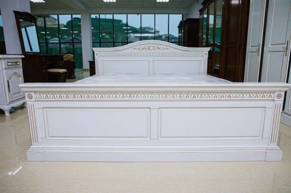 Кровать 180 "Венеция" Слоновая кость 761  купить в интернет магазине Мебель из массива. Звоните +7 495 961-63-63 Румынская мебель