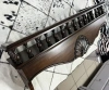 Полка настенная с бортиком  