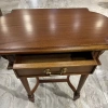Cтолик овальный из массива  