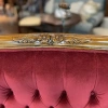 Софа в стиле Королевы Анны  