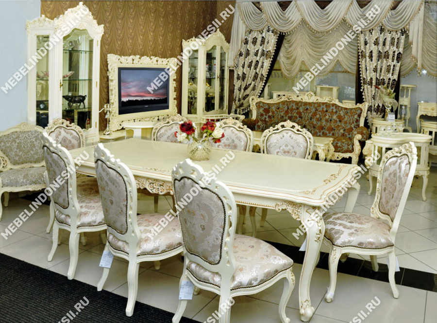 Резной стул  
